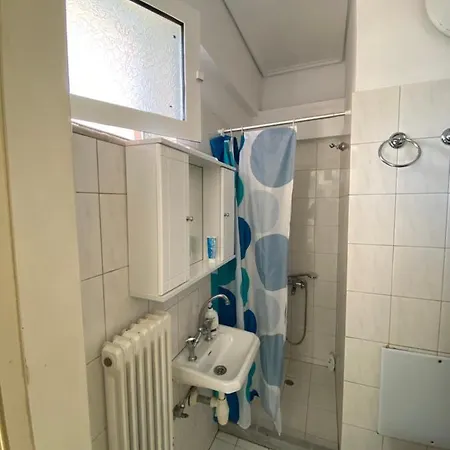 Seaside - στούντιο στην παραλία της καλαμάτας Apartment