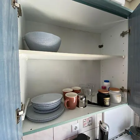 Seaside - στούντιο στην παραλία της καλαμάτας Apartment