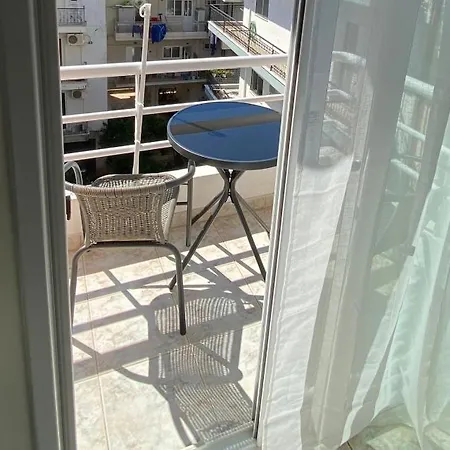 Seaside - στούντιο στην παραλία της καλαμάτας Kalamata
